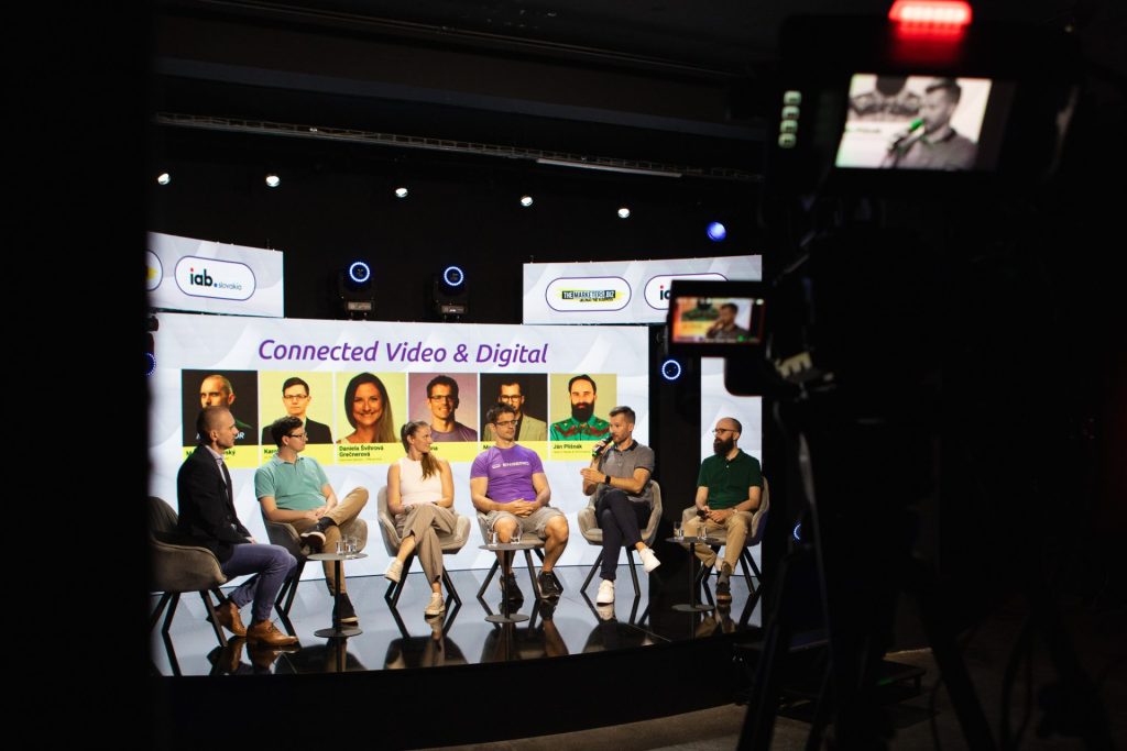 MLV.sk_ConnectedRULEZZ_online_marketingova_konferencia_livestream_Studio_na_Racku (22)