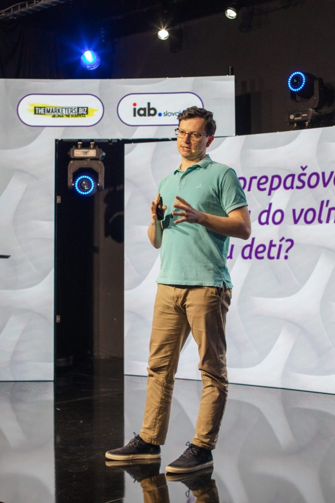 MLV.sk_ConnectedRULEZZ_online_marketingova_konferencia_livestream_Studio_na_Racku (40)
