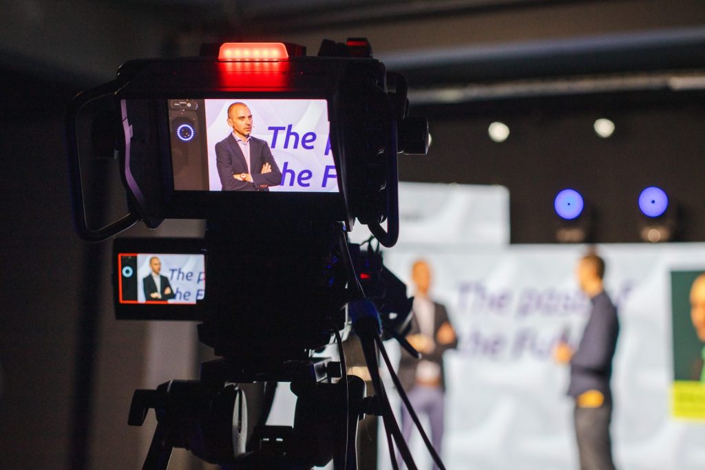 MLV.sk_ConnectedRULEZZ_online_marketingova_konferencia_livestream_Studio_na_Racku (43)