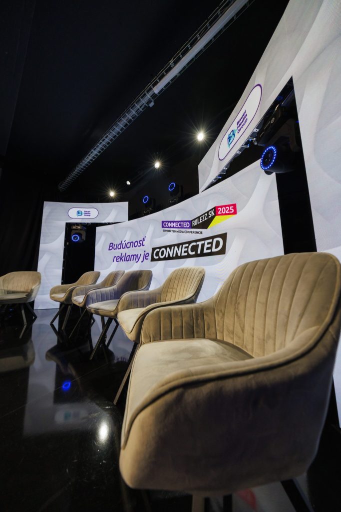 MLV.sk_ConnectedRULEZZ_online_marketingova_konferencia_livestream_Studio_na_Racku