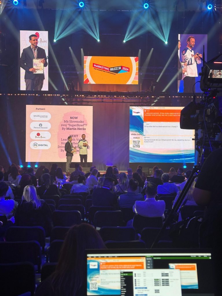 MLV.sk_Marketing_Rulezz_marketingova_konferencia_LED_obrazovka (11)