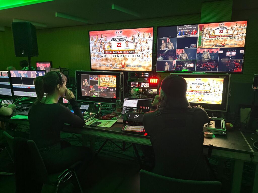 MLV.sk_Armwrestling_east_vs_west_broadcast_LED_screens_stage_design_ozvucenie_osvetlenie_multiversum_schwechat_video_produkcia_color_grading_kamery_replay_kamerovy_zeriav (3)