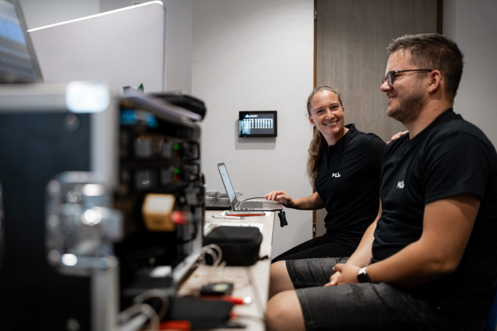 MLV.sk_herbalife_retreat_2025_rezia_ozvucenie_portovanie_eventova_fotoprodukcia_aftermovie_balonova_stena_tlač_promo_materialov (1)