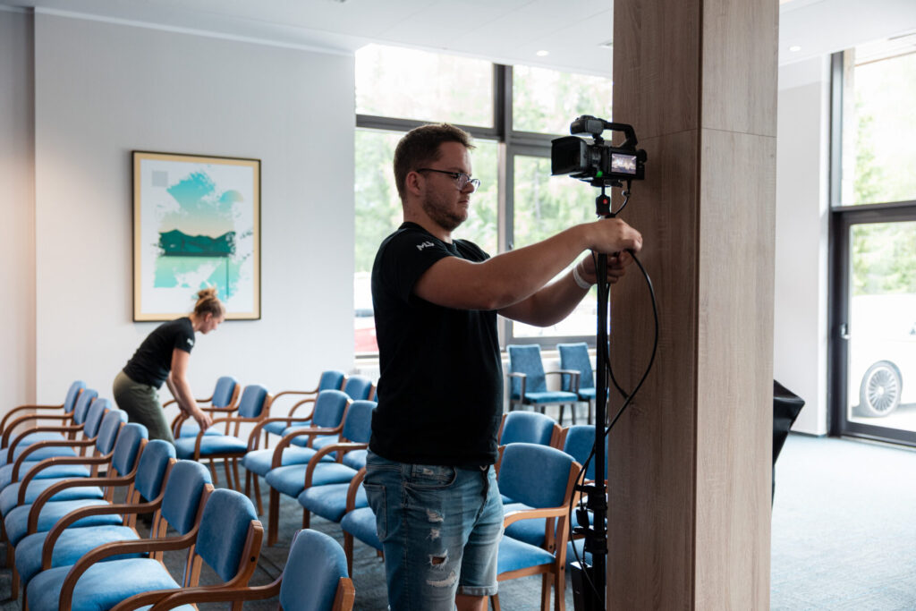 MLV.sk_herbalife_retreat_2025_rezia_ozvucenie_portovanie_eventova_fotoprodukcia_aftermovie_balonova_stena_tlač_promo_materialov (6)